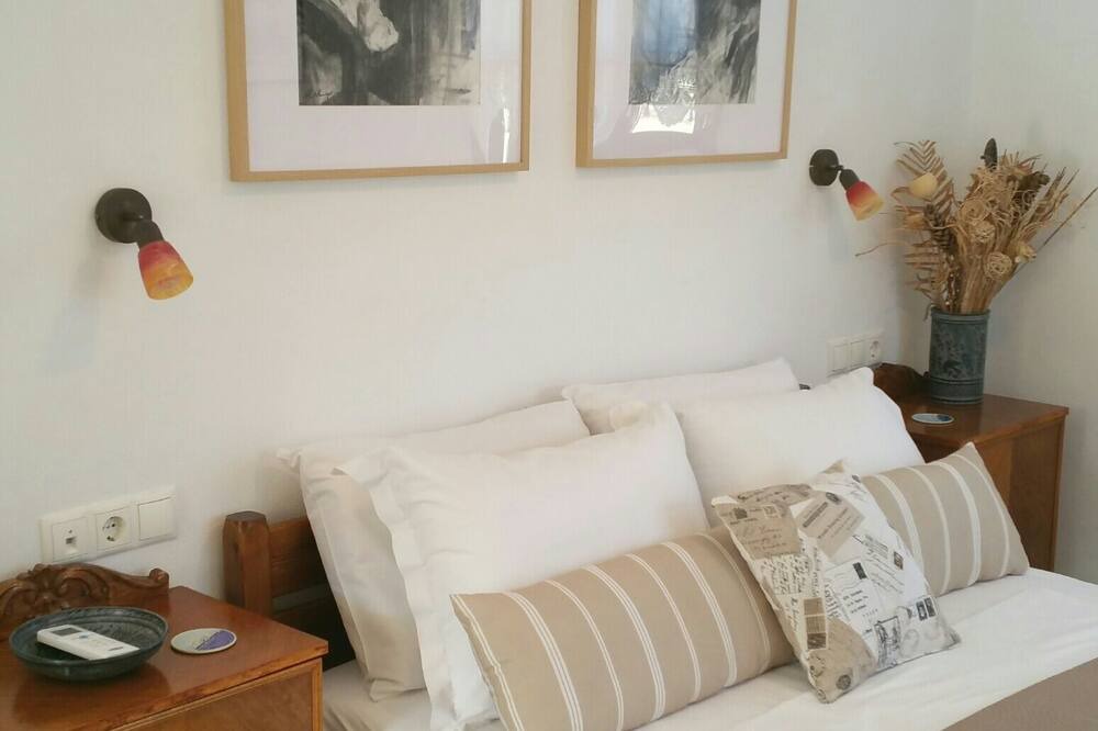 Photo of Bedroom in Naxos
