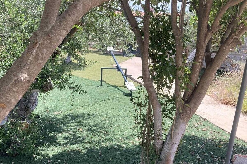 Photo of Outdoor in Omales