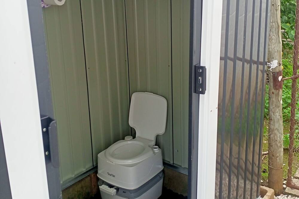 Photo of Bathroom in Strathalbyn