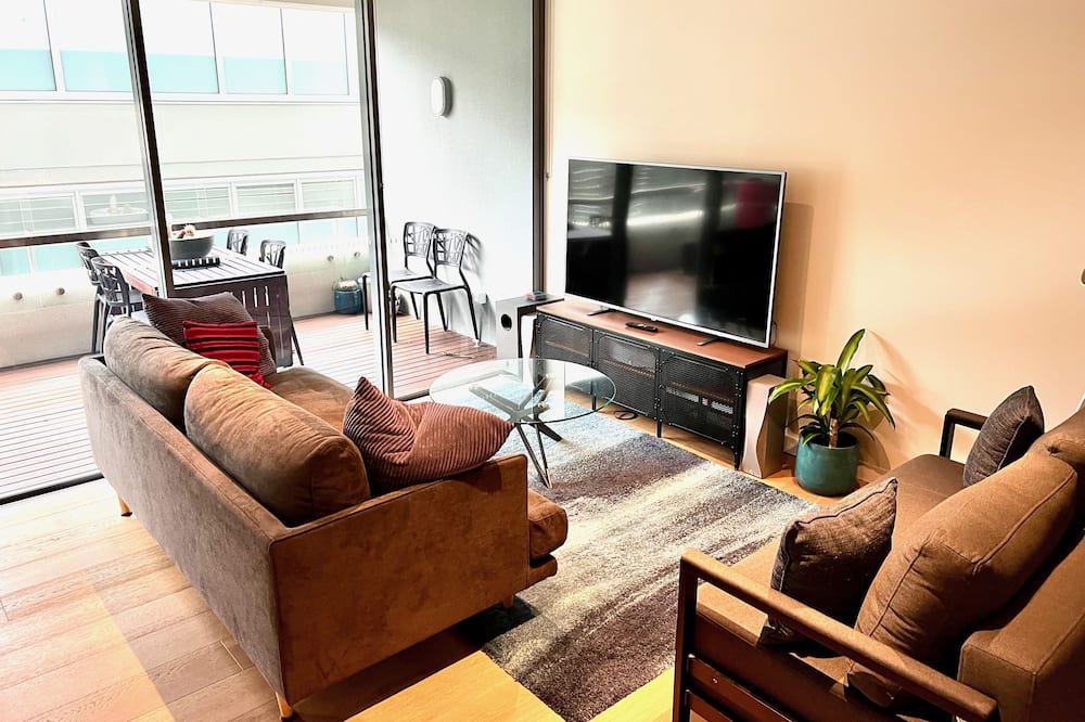 Photo of Livingroom in Crows Nest