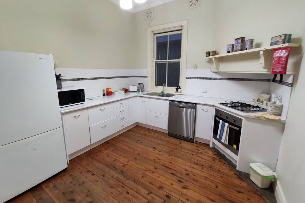 Photo of Kitchen in Turvey Park