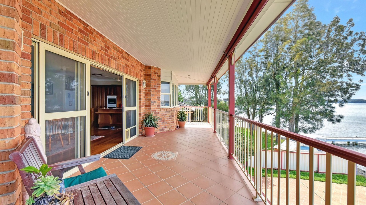 Photo of Outdoor in Sunshine