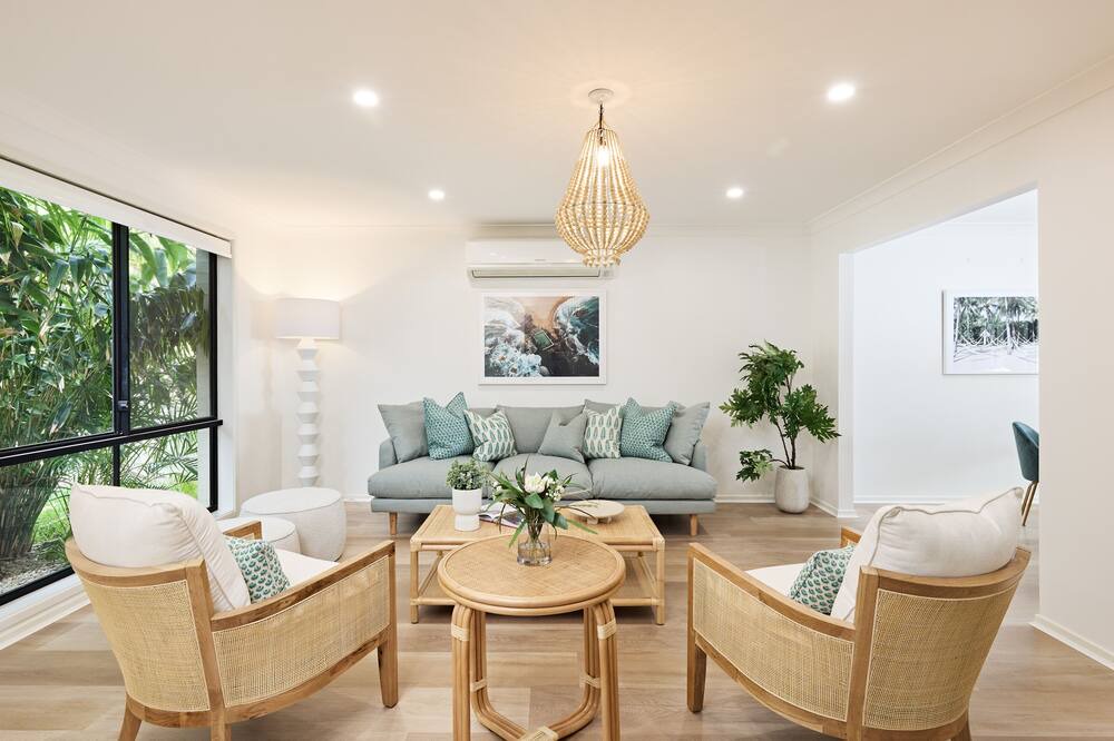 Photo of Livingroom in Forresters Beach