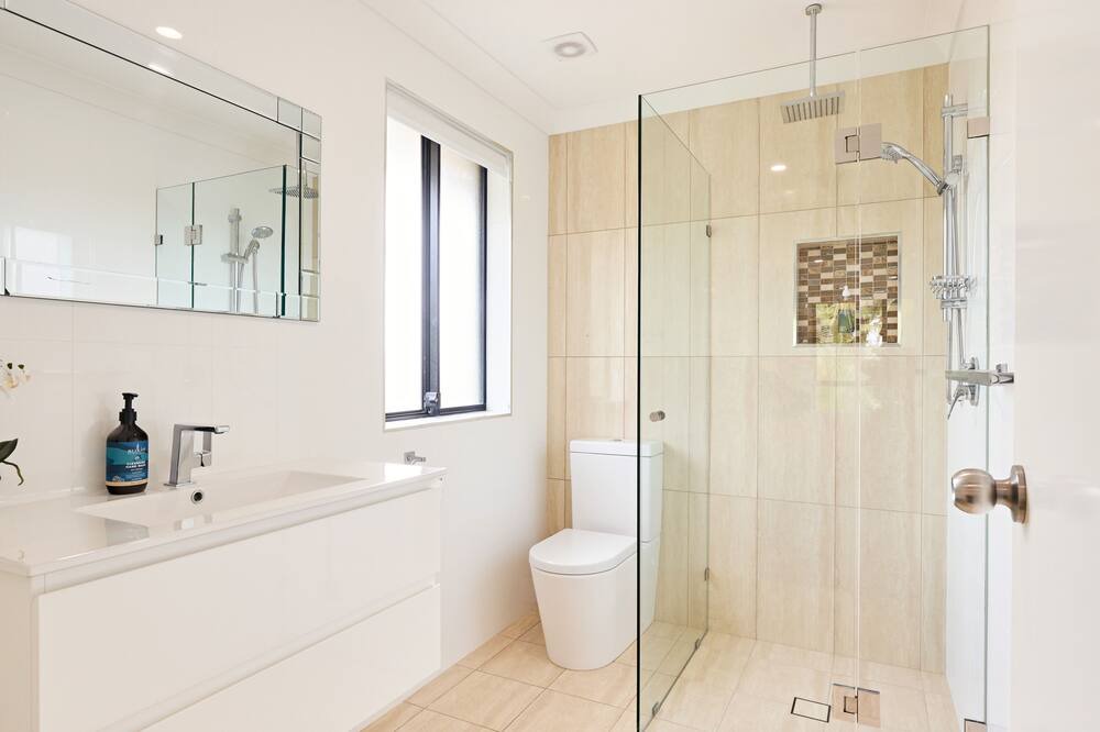 Photo of Bathroom in Forresters Beach