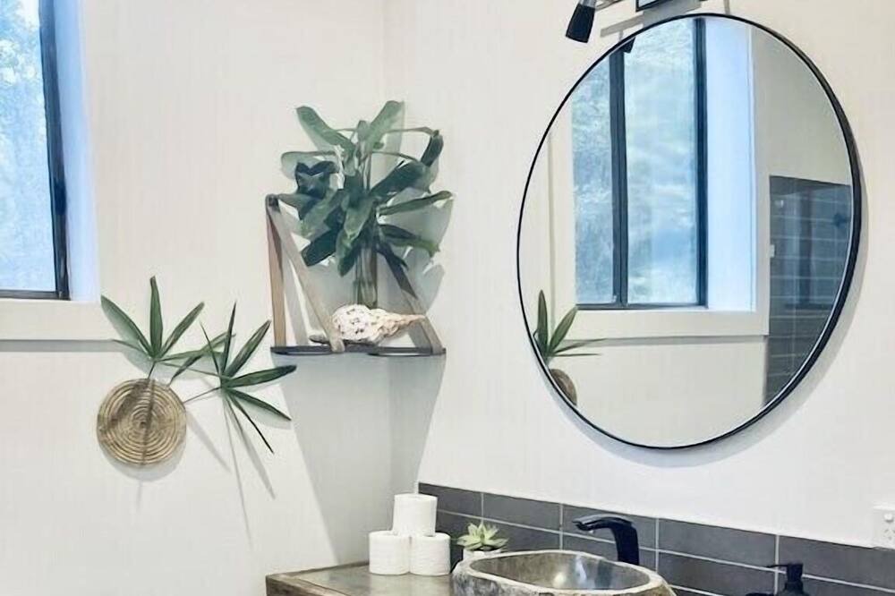Photo of Bathroom in Arakoon