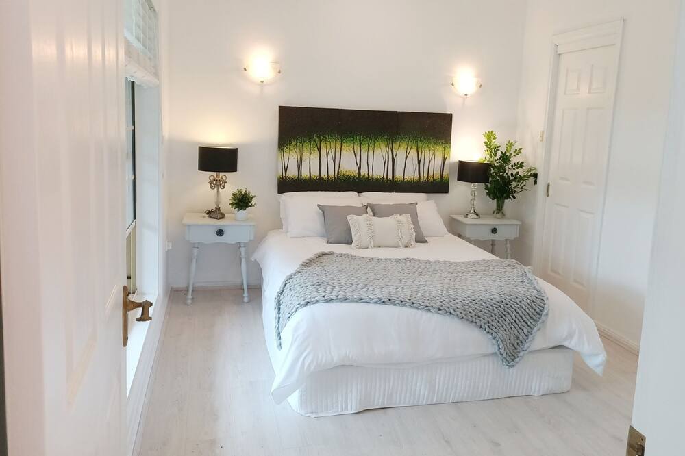 Photo of Bedroom in Helensburgh