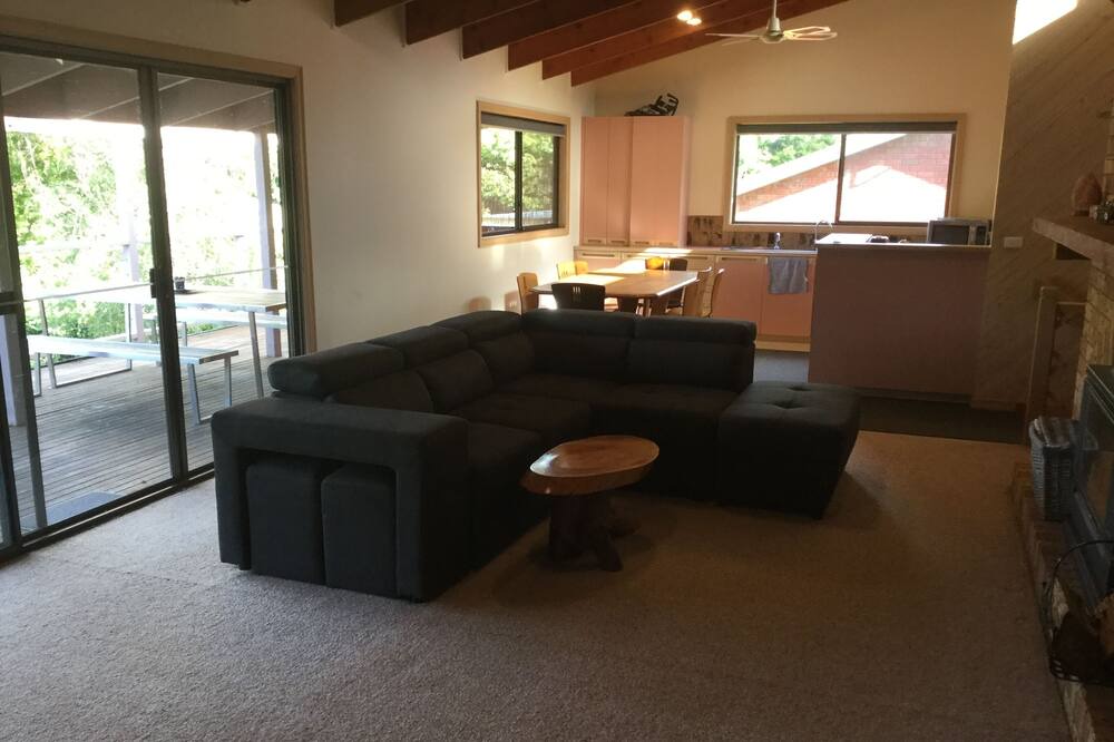Photo of Livingroom in Tawonga South