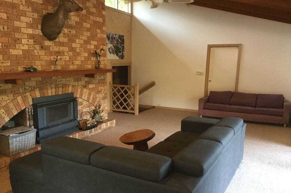 Photo of Livingroom in Tawonga South