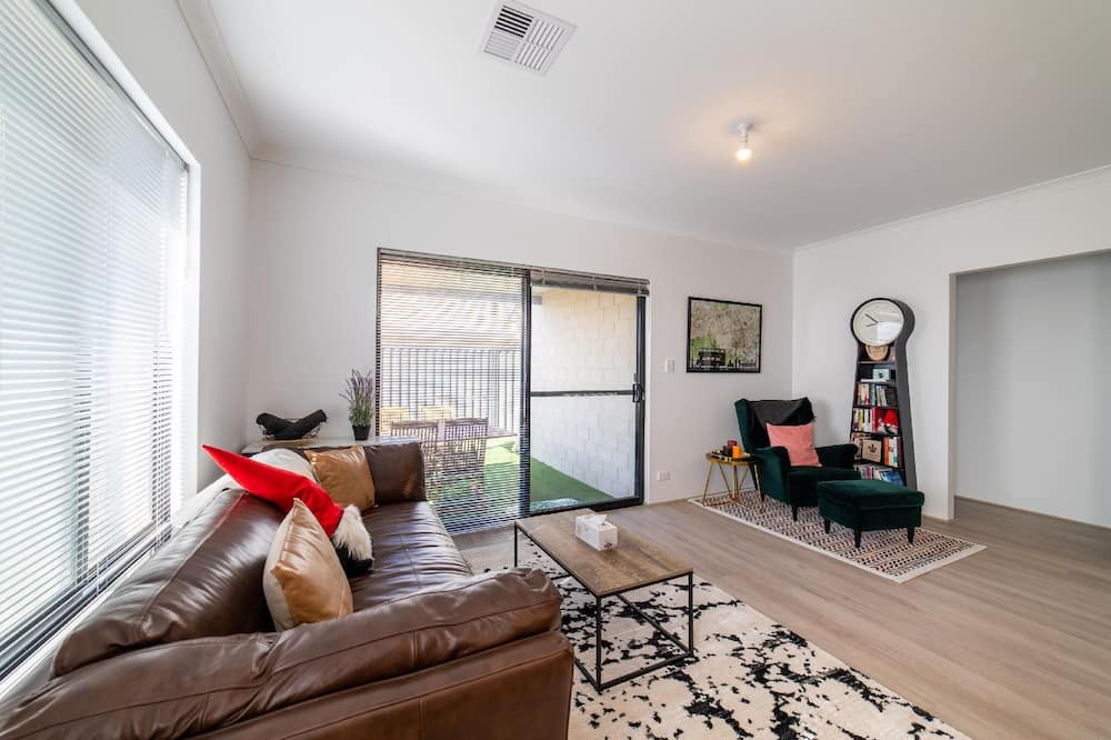 Photo of Livingroom in Treeby