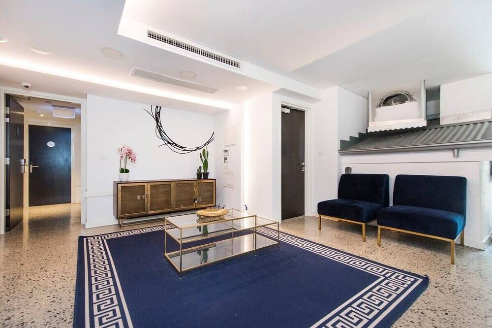 Photo of Livingroom in Perth