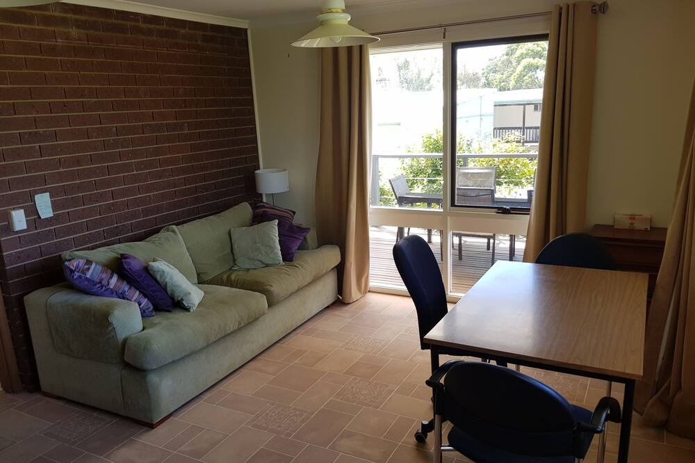Photo of Livingroom in Rhyll