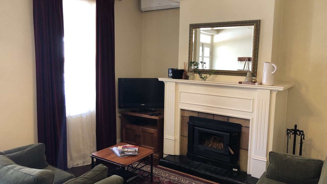 Photo of Livingroom in Greenock