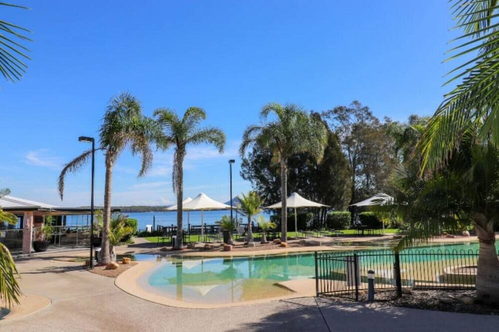 Photo of Outdoor in Cams Wharf