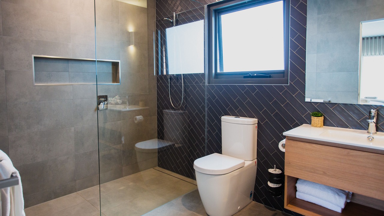 Photo of Bathroom in Connewarre