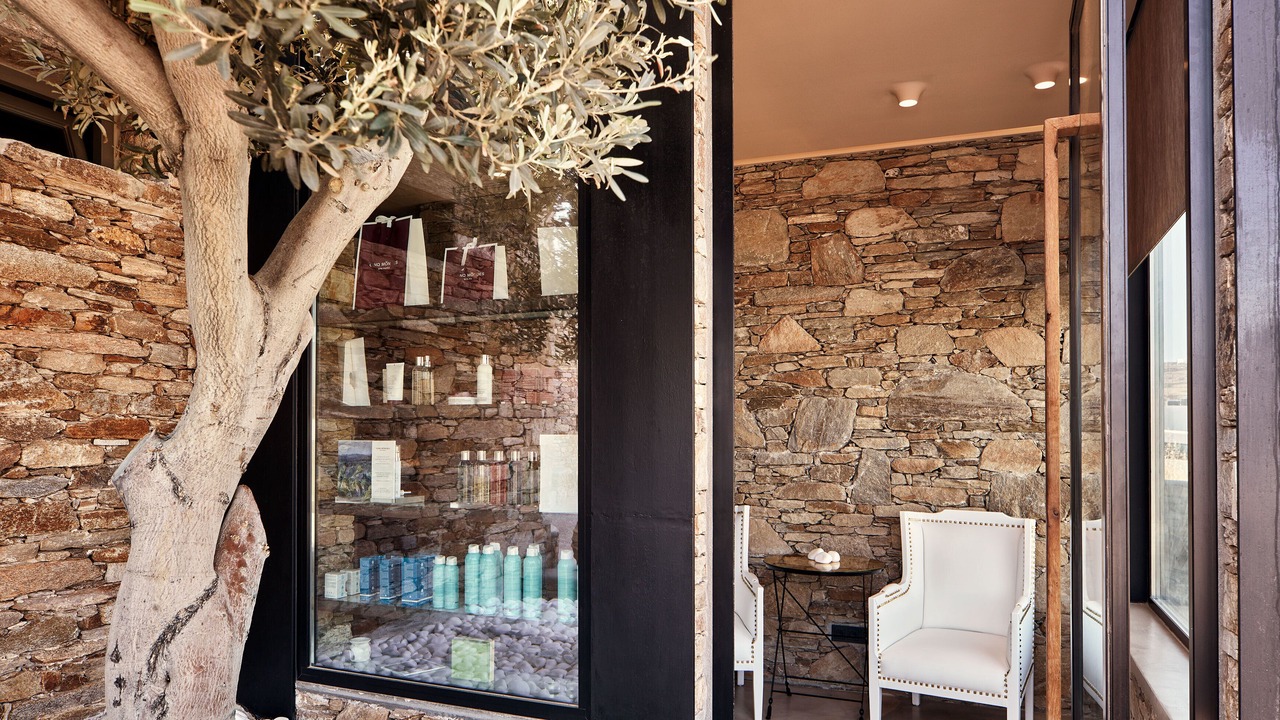 Photo of Bedroom in Ios Town