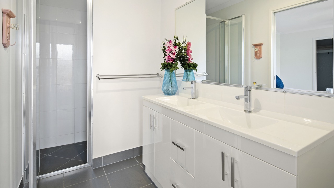 Photo of Bathroom in Jubilee Pocket