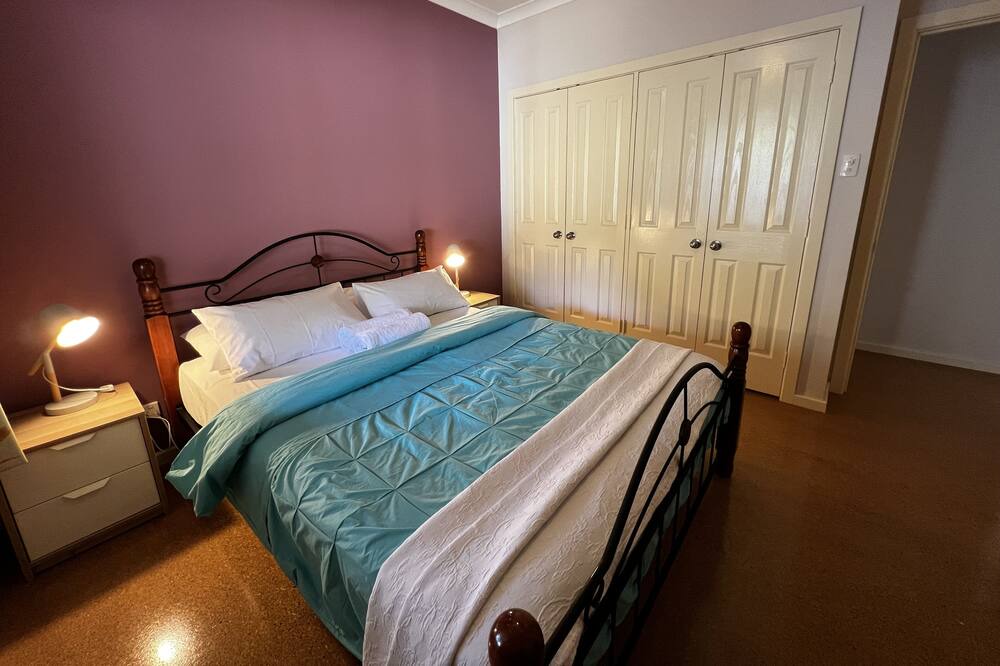Photo of Bedroom in Preston Beach