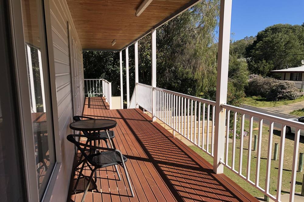 Photo of Patio Balcony in Preston Beach