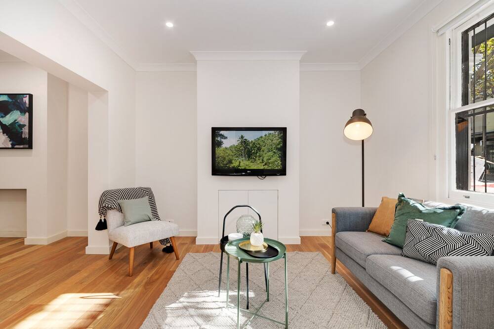 Photo of Livingroom in Pyrmont