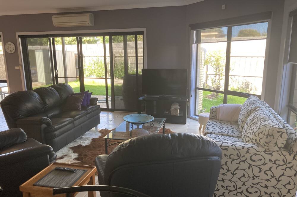 Photo of Livingroom in St Leonards