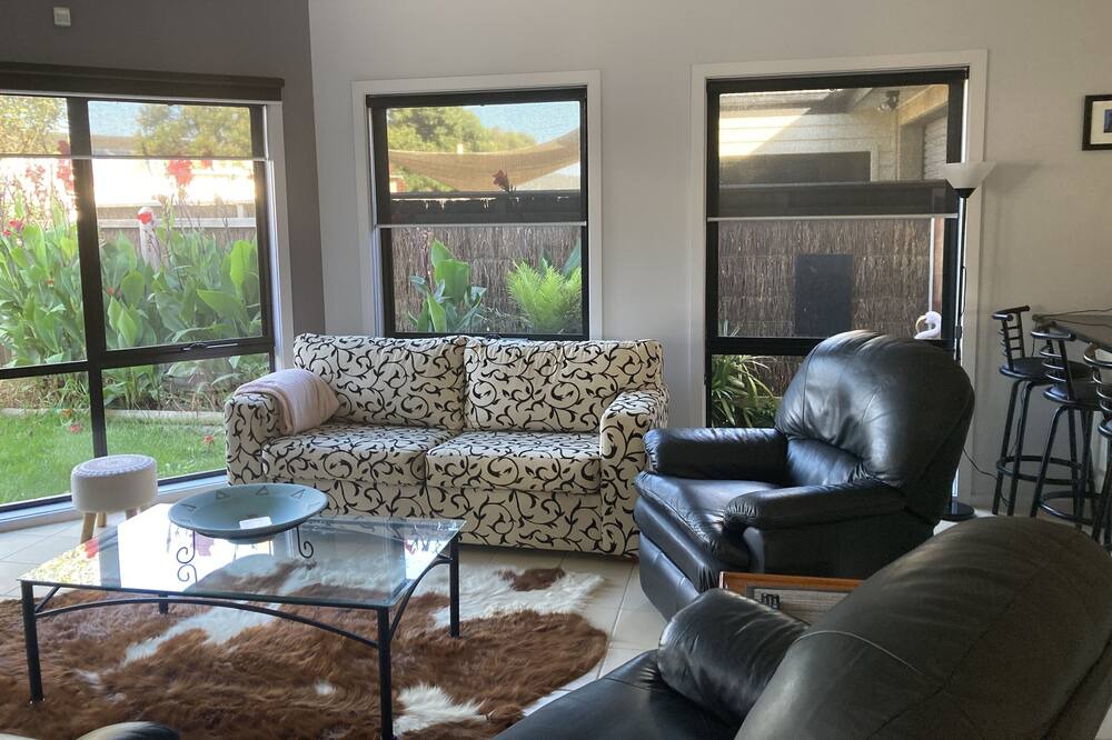 Photo of Livingroom in St Leonards