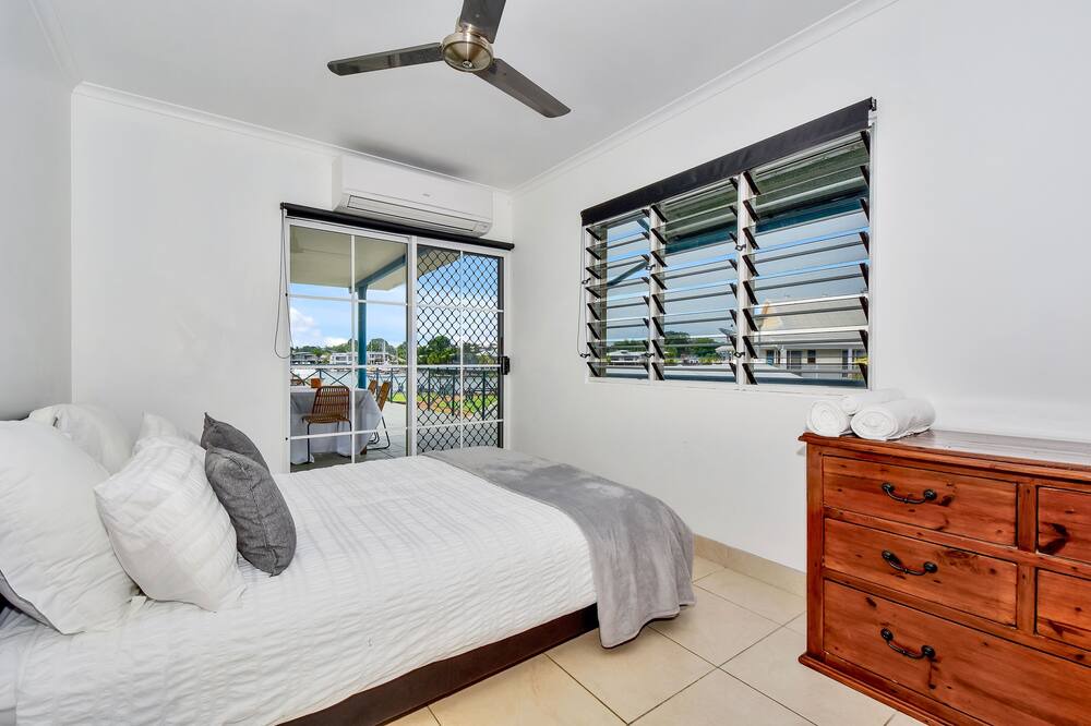 Photo of Bedroom in Cullen Bay