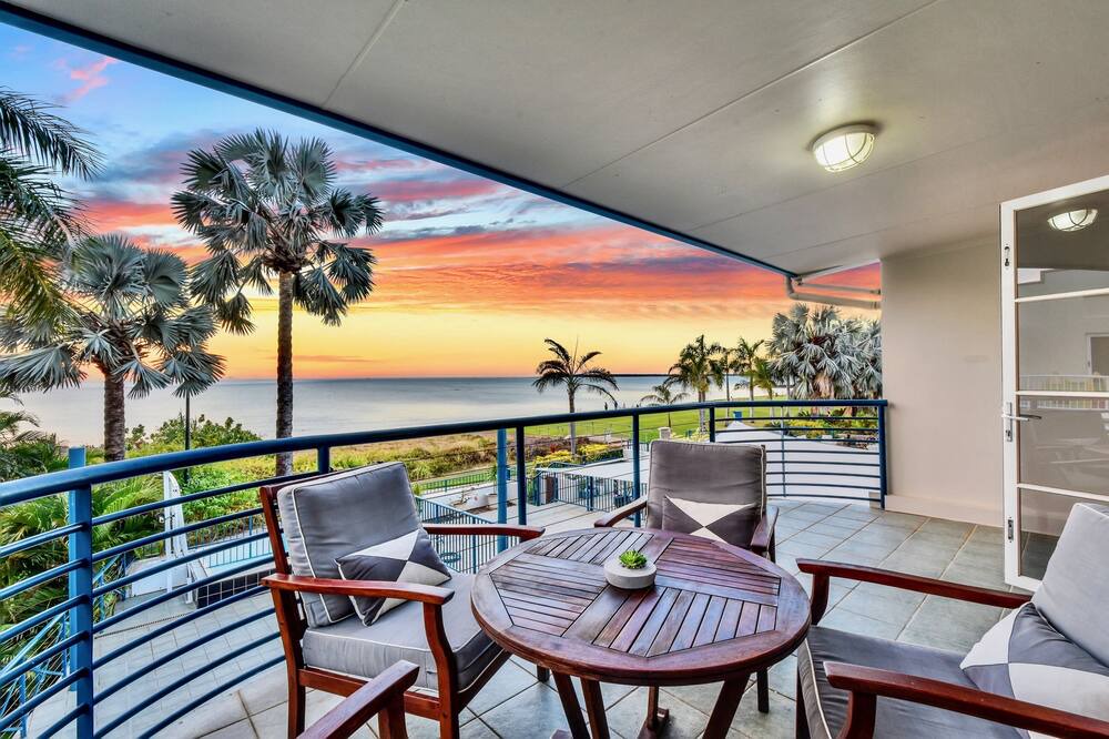 Photo of Patio Balcony in Cullen Bay
