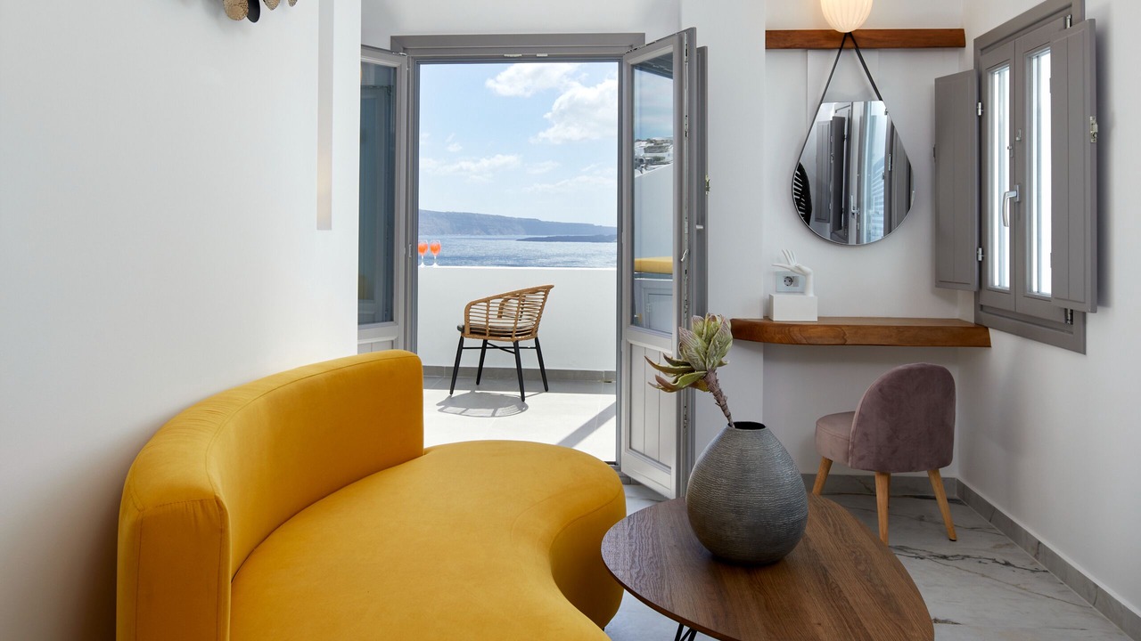 Photo of Bedroom in Oia
