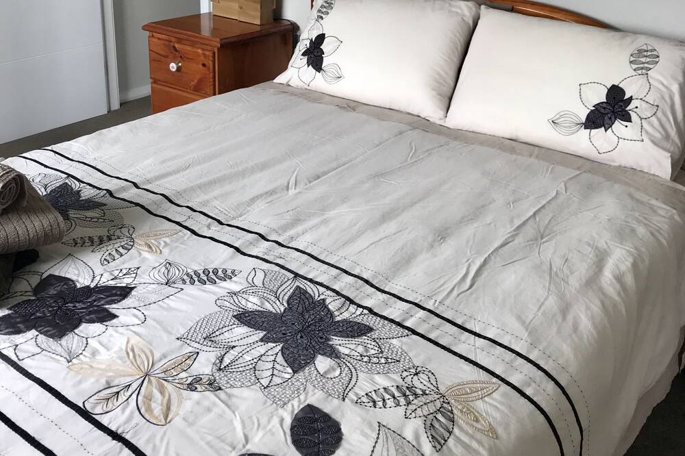Photo of Bedroom in South Maroota
