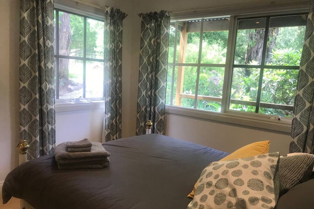 Photo of Bedroom in Yarra Junction