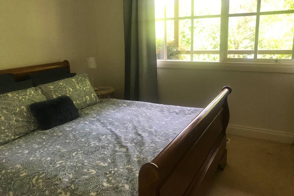 Photo of Bedroom in Yarra Junction