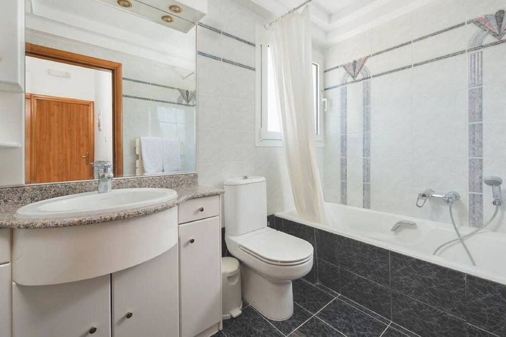Photo of Bathroom in Kamiros