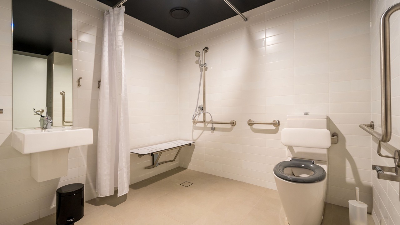 Photo of Bathroom in Carrara