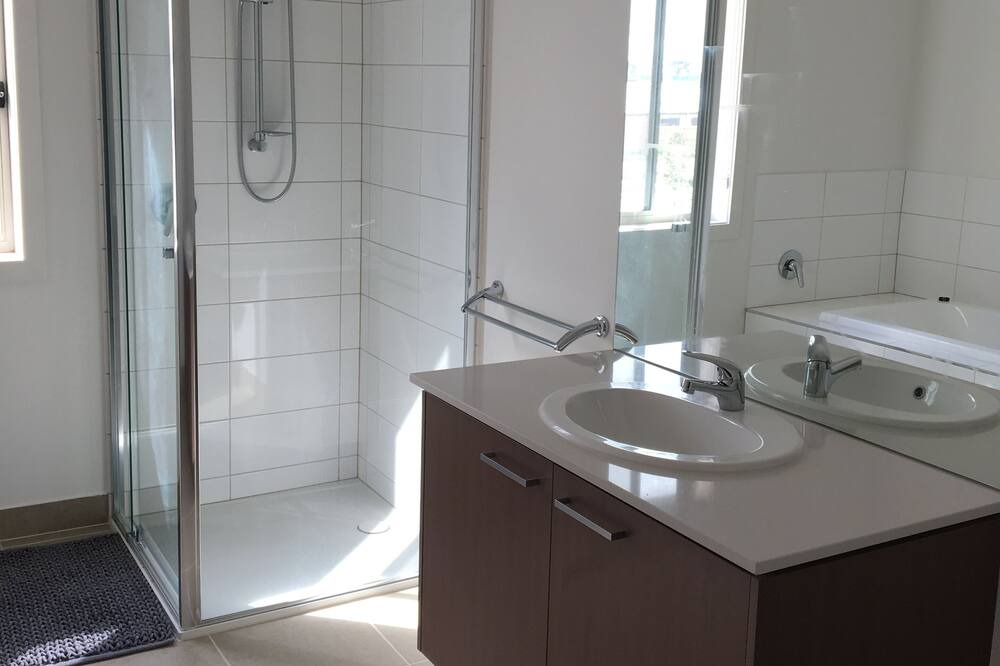 Photo of Bathroom in Point Cook