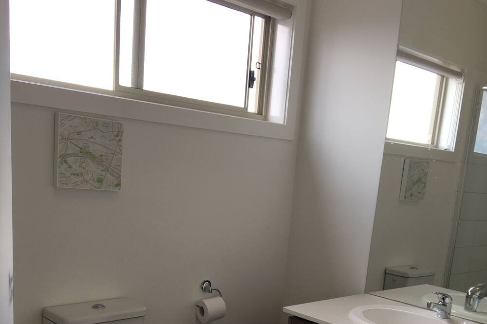Photo of Bathroom in Point Cook