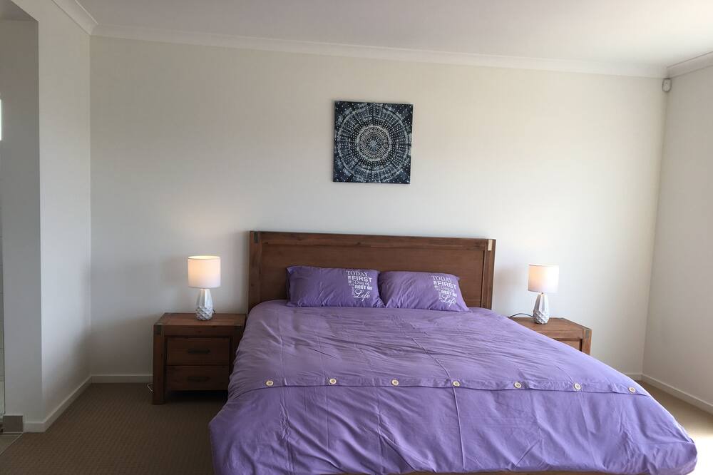 Photo of Bedroom in Point Cook