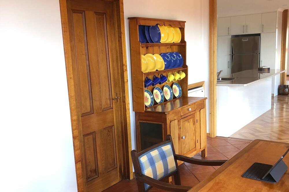 Photo of Livingroom in Spring Beach