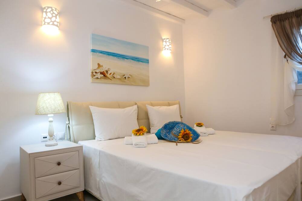 Photo of Bedroom in Kalafatis