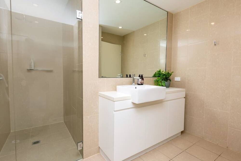 Photo of Bathroom in Turvey Park
