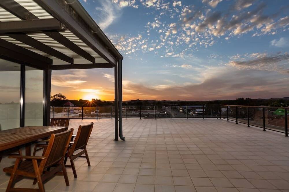 Photo of Patio Balcony in Turvey Park