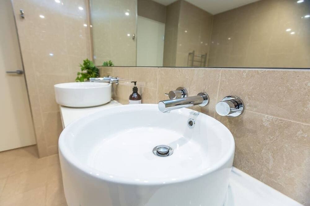 Photo of Bathroom in Turvey Park