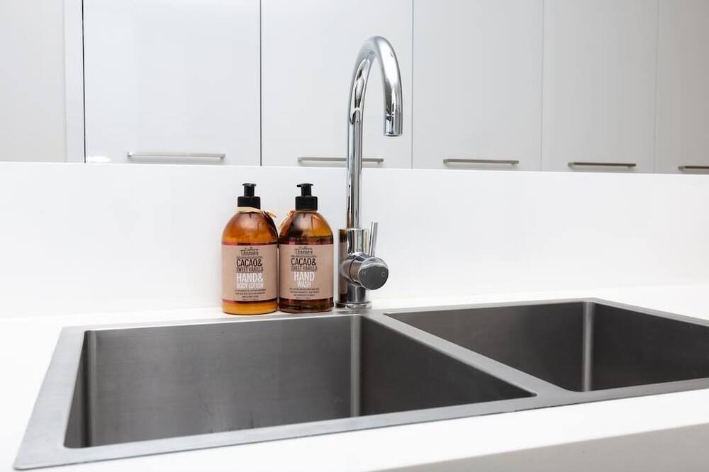 Photo of Kitchen in Turvey Park