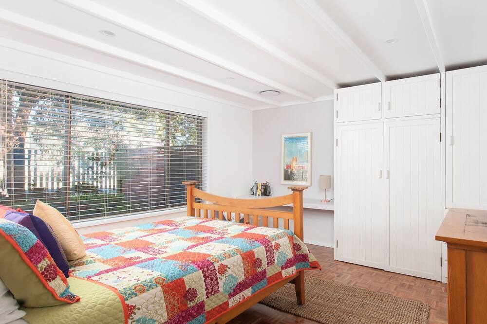 Photo of Bedroom in Salamander Bay