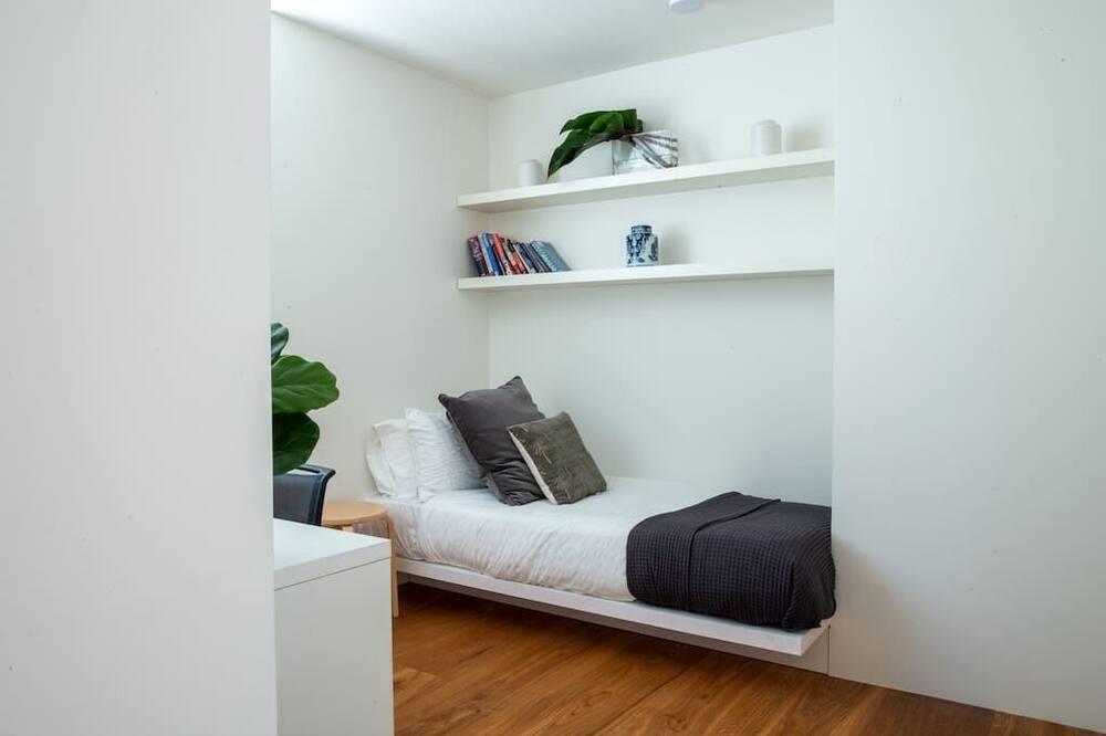 Photo of Others in Potts Point