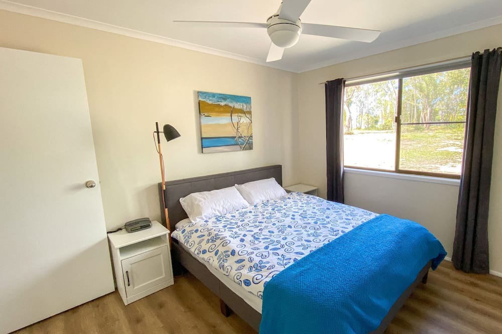 Photo of Bedroom in Pacific Haven
