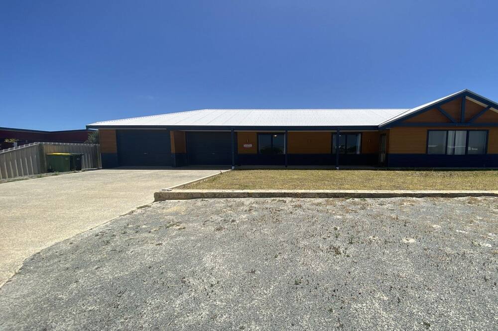 Photo of Outdoor in Green Head