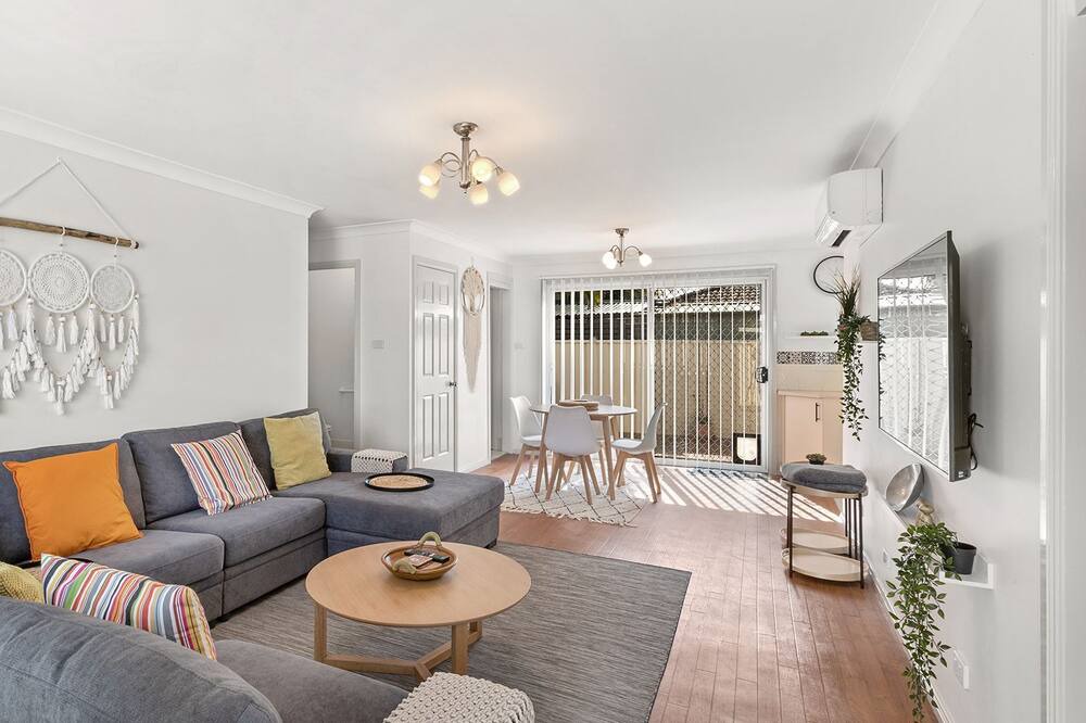 Photo of Livingroom in Salamander Bay