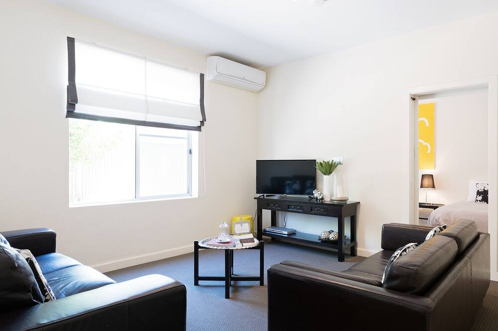 Photo of Livingroom in West Beach