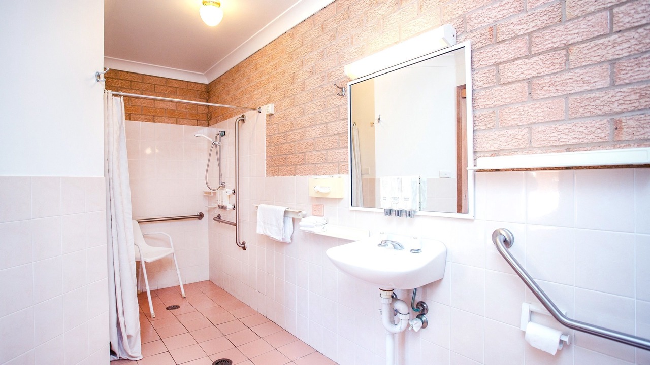 Photo of Bathroom in Cowra