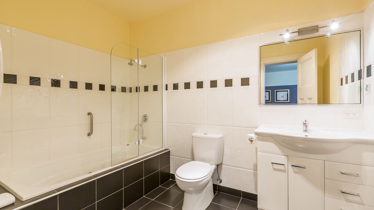 Photo of Bathroom in New Town